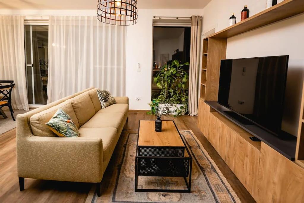 Luxurious & Stylish Penthouse With Private Pool * مسيدا